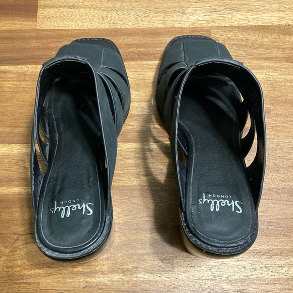 *SOLD* Shellys London Leather Mules - Picture 4 of 6